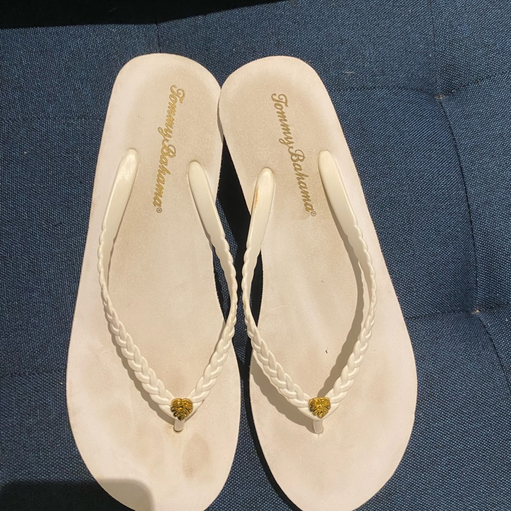 Tommy Bahama White Lightweight Wedge Sandal Size 10
